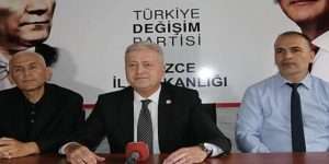 Türkiye Değişim Partisi Düzce İl Başkanı Sezgin Aktaş basınla buluştu.