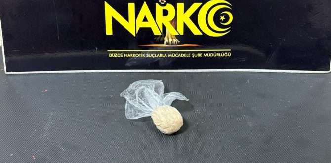 Düzce’de gençleri zehirleyecekti yakalandı