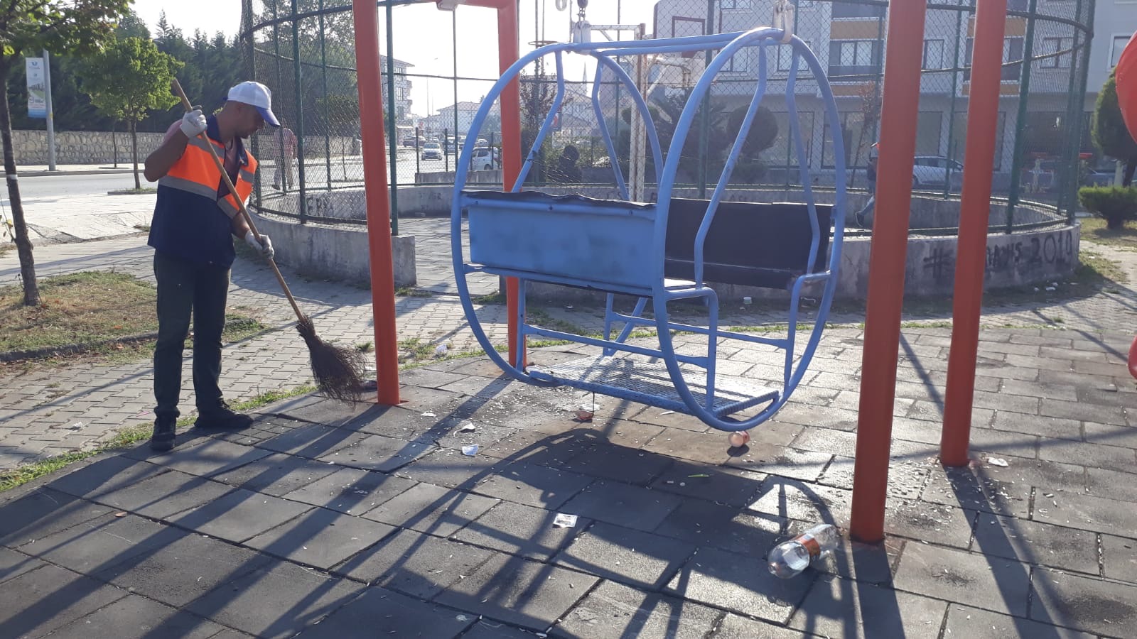 F4D7F357-CC5D-4C24-B44D-A4D1FCA2D0D8