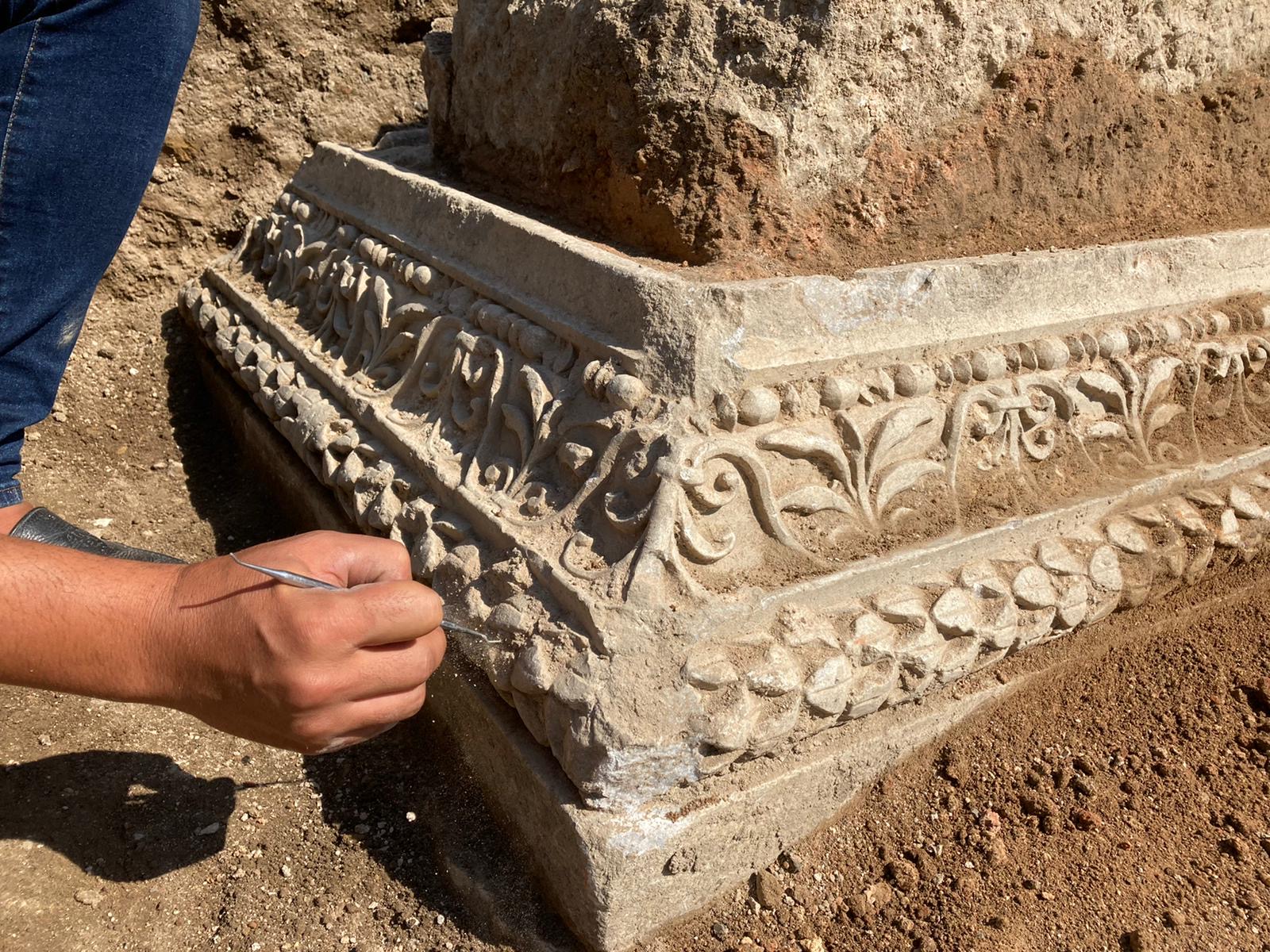 FA705ADE-C5D3-4722-894E-F8740F09CE65