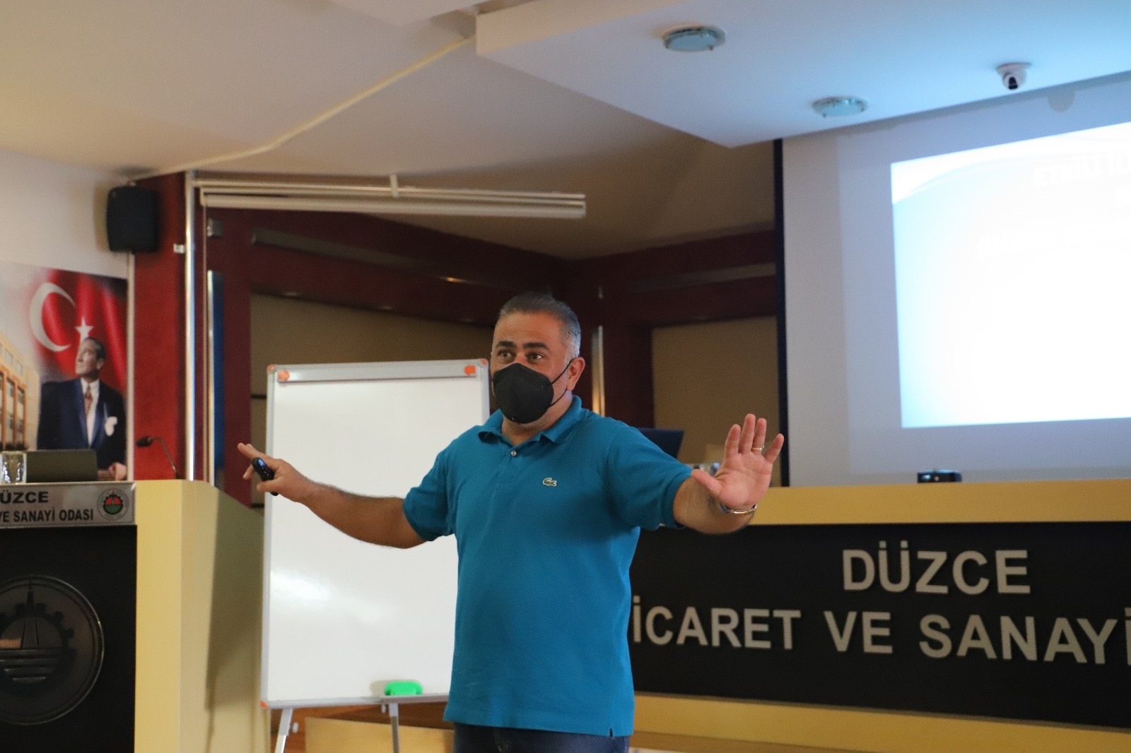 FDD0B0C4-4044-418F-AD8E-BD8655247339