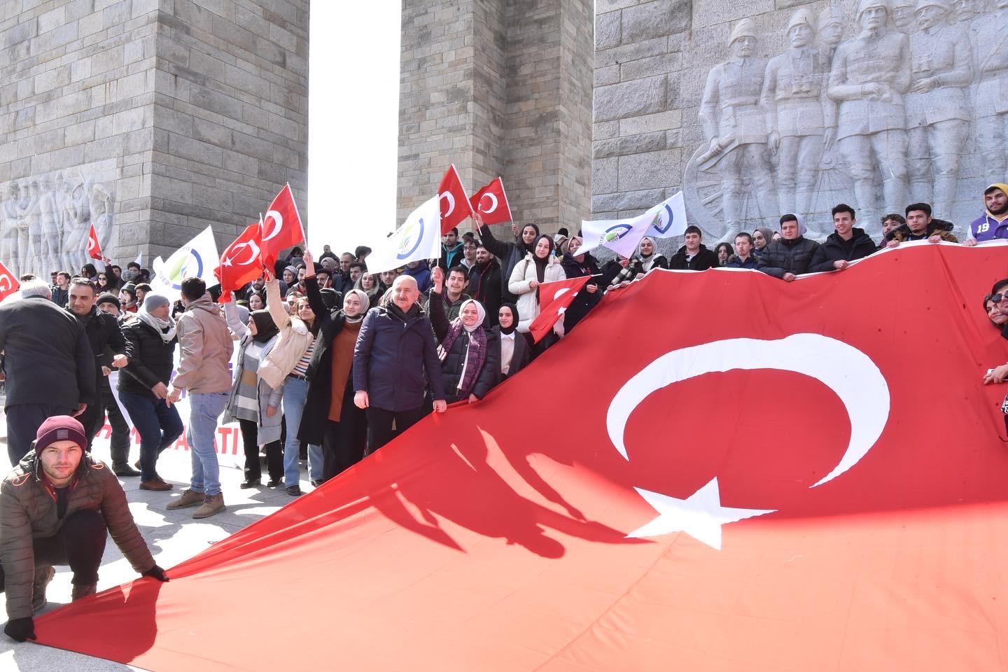 FAAFFCEC-FFF9-47A2-A752-A824B5ECE3EC