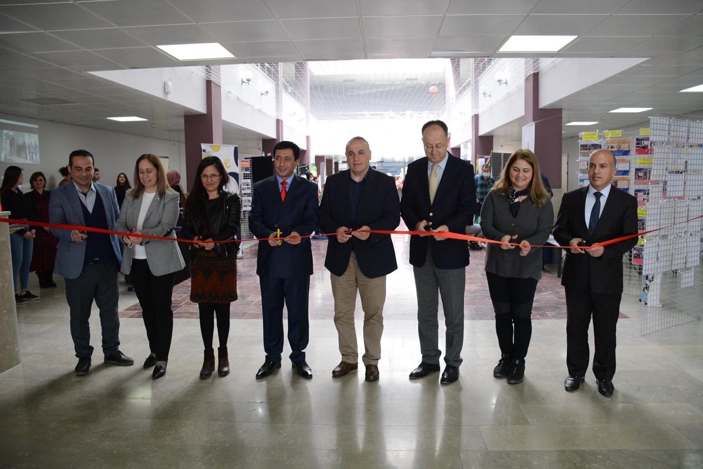 4DB476F1-04C5-4C46-8DB3-AB9DB68C15C9