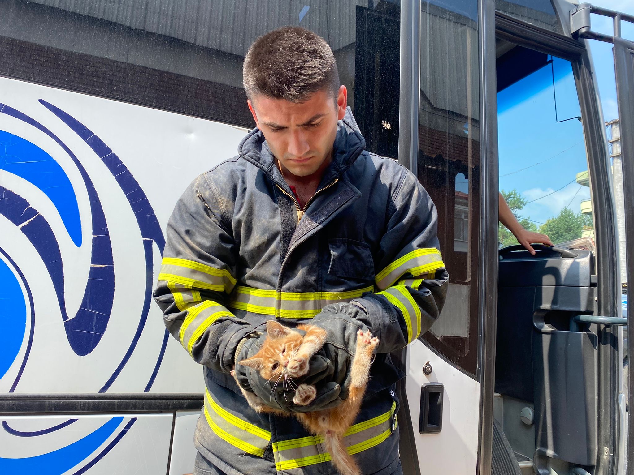 C16144CC-B590-4904-80D9-F39A6BEB1A75