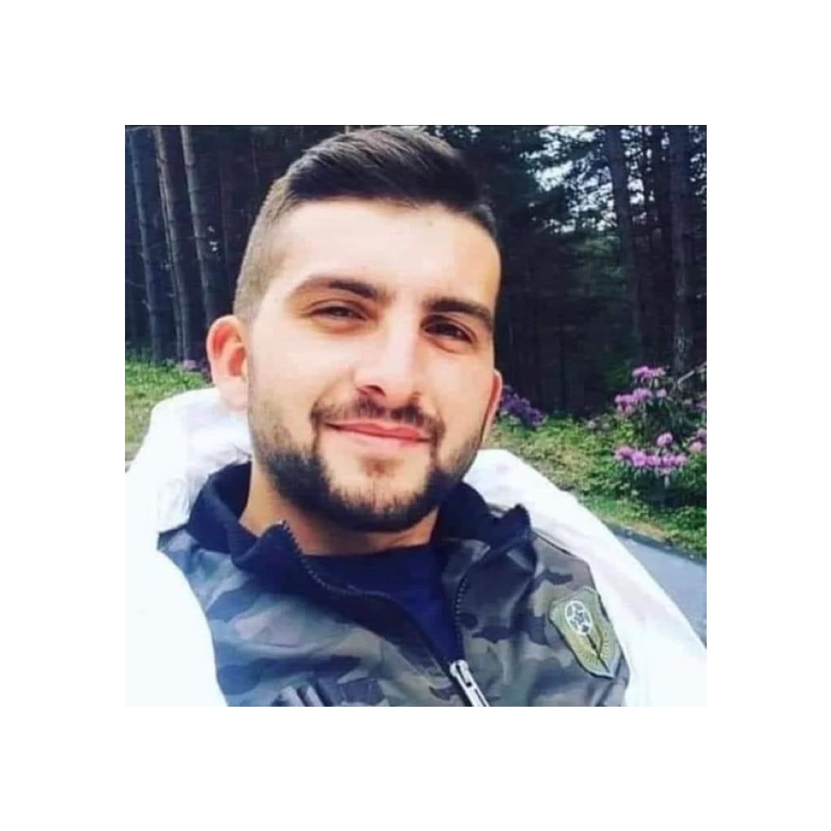 D1AB8BD5-E407-4B2A-95DF-F65297631D7D