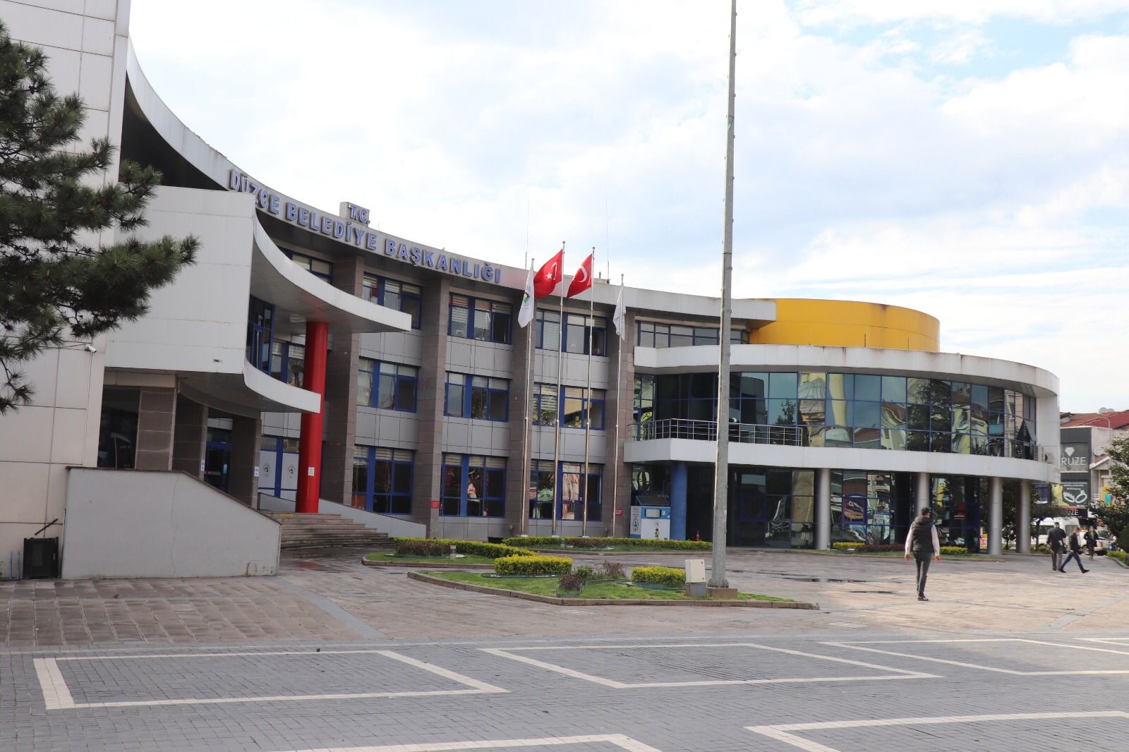 03BF975D-D26F-4299-AC7C-A5C8B8F4AA9A