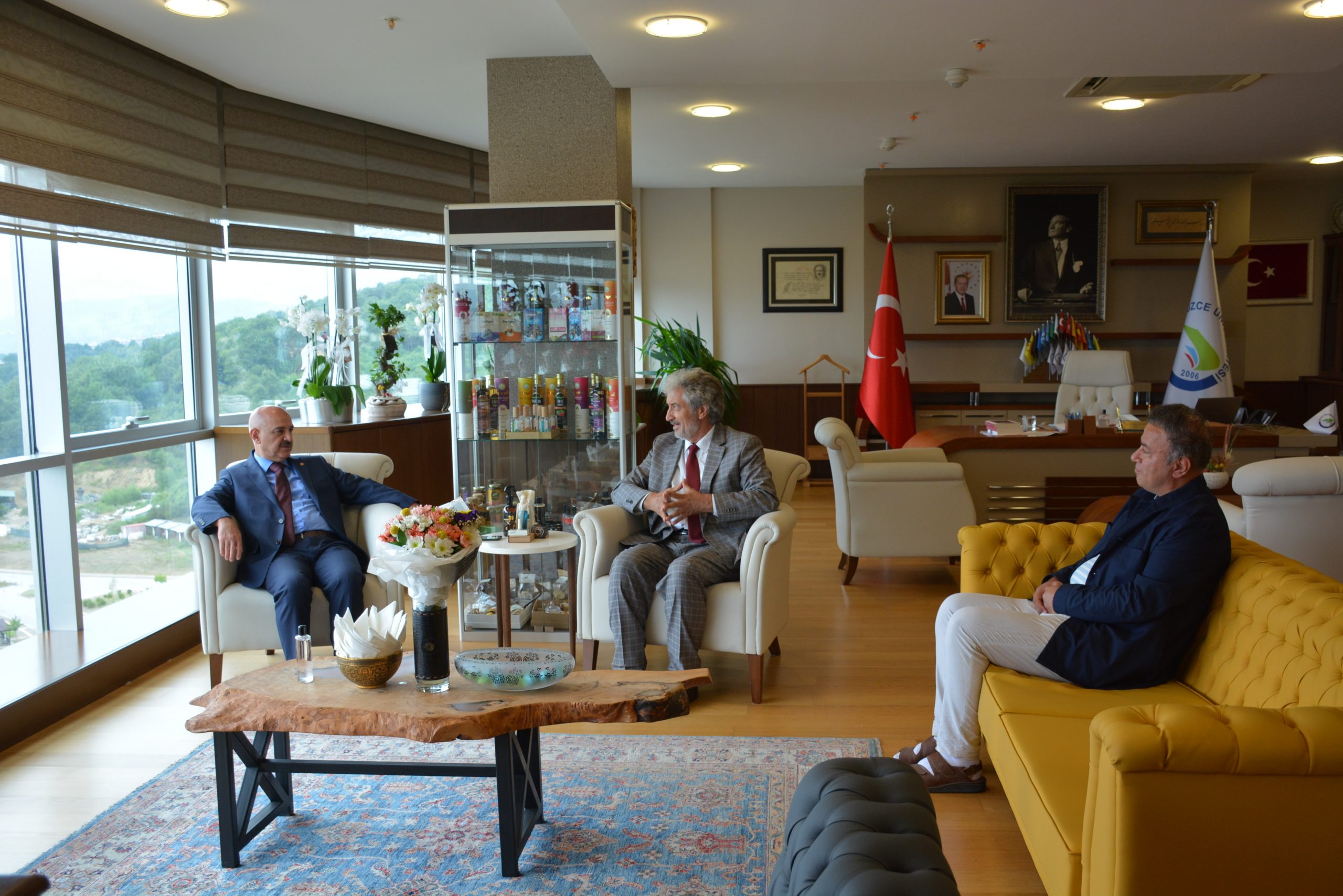 9EBD12B0-FEC6-4C39-8DDF-8CEBE78A5B09