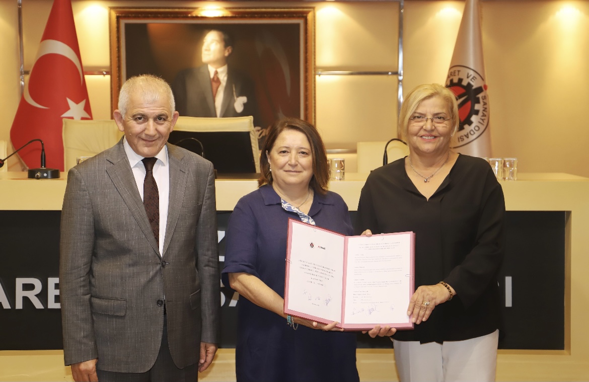 C2B42FE2-F77A-44A8-A582-8853F8805F69