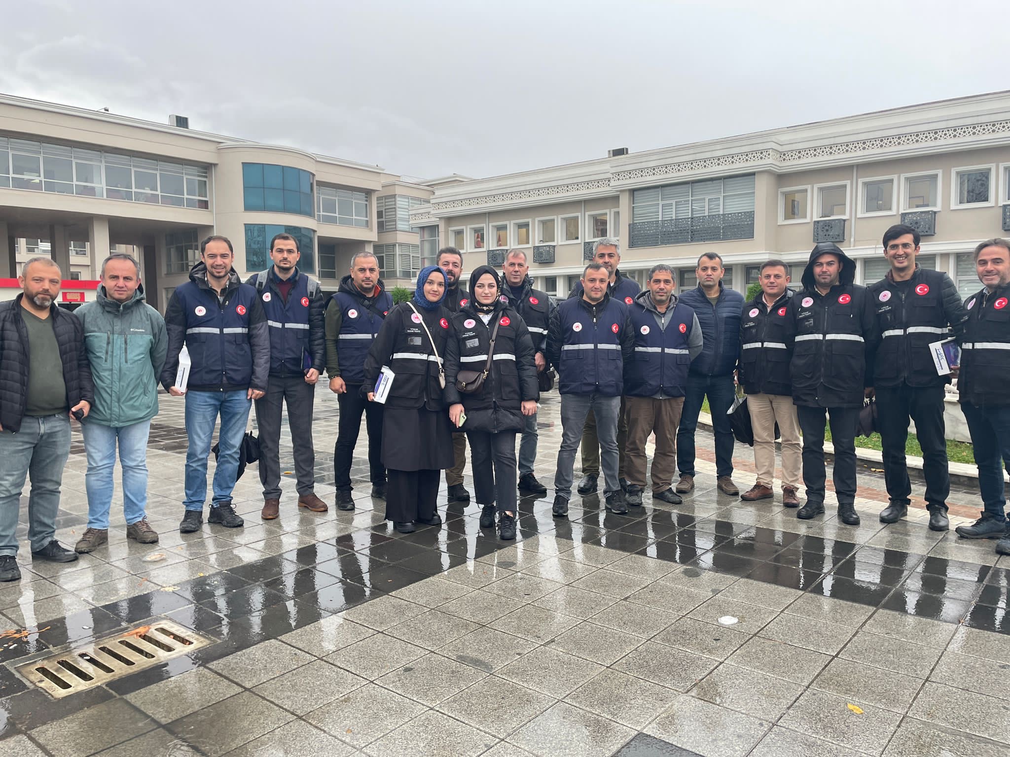 E7E45D31-1E1E-4C78-BE50-614C23CEDF96