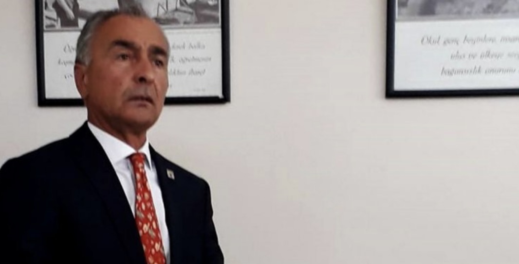 6D291482-DA4D-46FF-9BB8-2E94C0C9703B