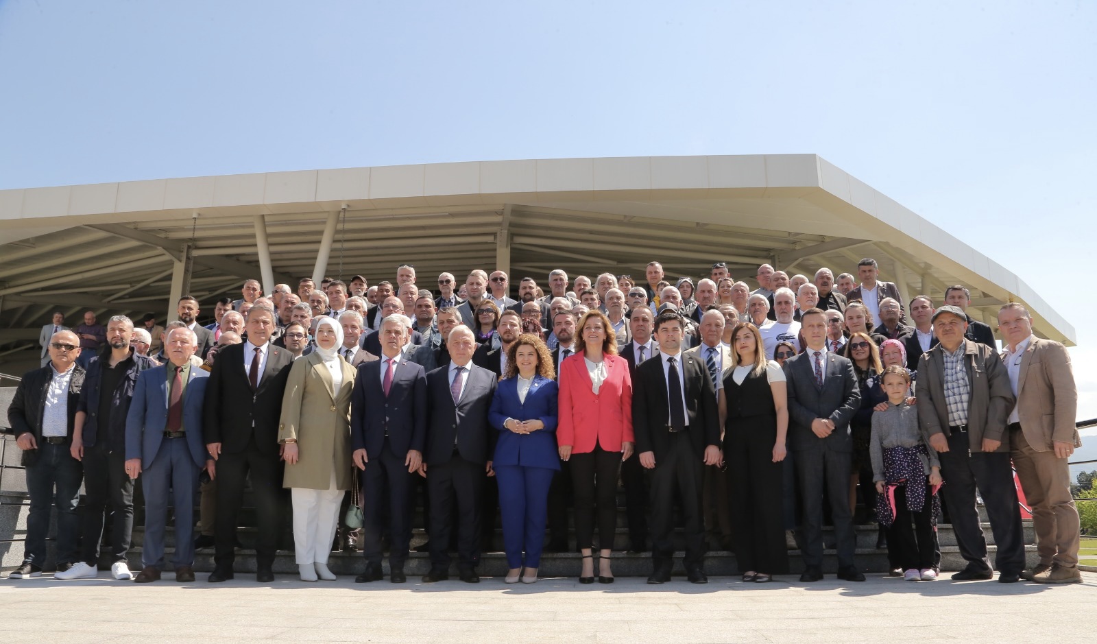 e3cc04f1-47aa-48a1-be13-14915894f091