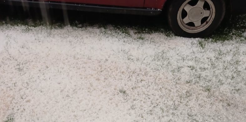 DÜZCE’NİN YÜKSEK KESİMLERİNDE DOLU ETKİLİ OLDU