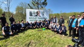 DÜZCE'DE DEVLET BAHÇELİ HATIRA ORMANI'NA FİDAN DİKİLDİ