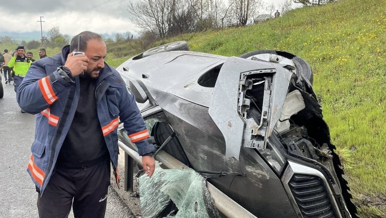 TEM Otoyolu’nda kontrolden çıkan otomobil bariyerlere çarptı: 1 ağır yaralı