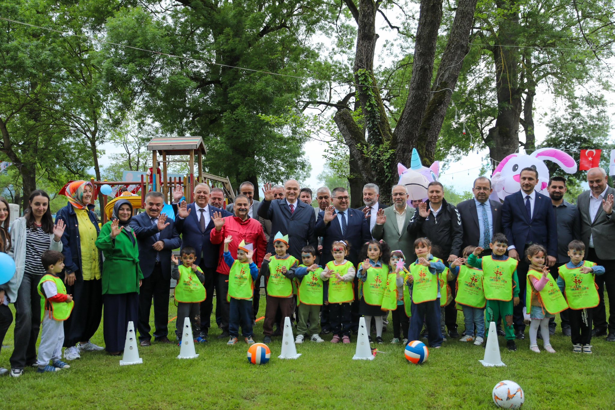 ÖZEL GEREKSİNİMLİ BİREYLER VE AİLELERİNE ÖZEL ORGANİZASYON