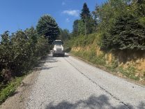 GÖLYAKA BAKACAK'TA YOLLAR YENİLENDİ